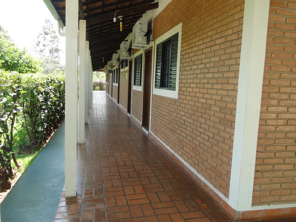 Hotel Pousada Vale do Sol em Pompéia Exterior foto