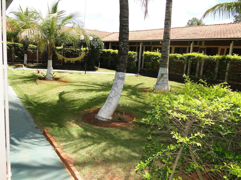 Hotel Pousada Vale do Sol em Pompéia Exterior foto